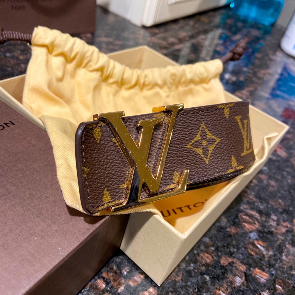 Men’s Louis Vuitton LV Initials Monogram Belt 36